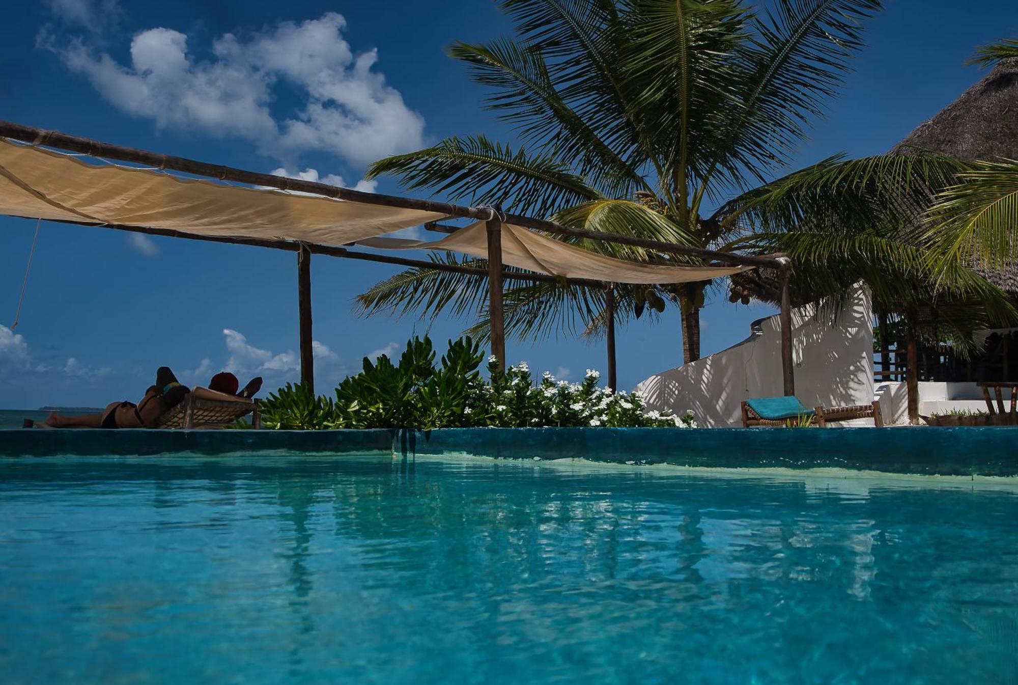 Avo Boutique Hotel Dikoni Bagian luar foto